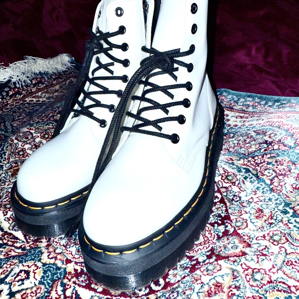 Doc Martens, white leather Jadon platform boots, worn 1x, Size 7